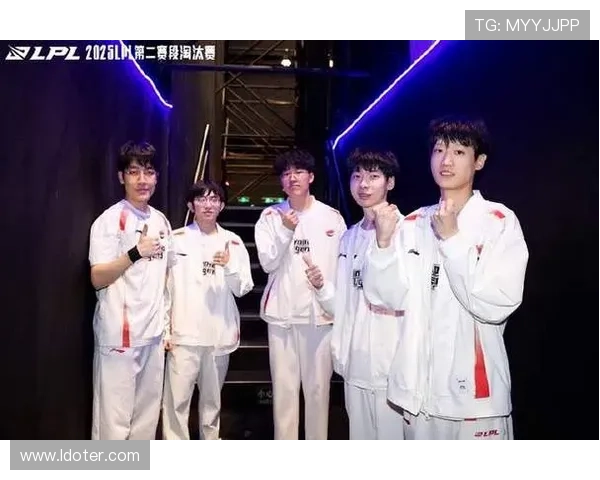 2025年LPL选手年薪曝光全面解析各战队顶级选手收入水平 2025年LPL选手年薪曝光全面解析各战队顶级选手收入水平