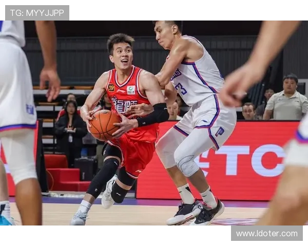 中国男篮力克韩国晋级亚洲杯四强 郭艾伦助攻王砍下全场最高分 中国男篮力克韩国晋级亚洲杯四强 郭艾伦助攻王砍下全场最高分