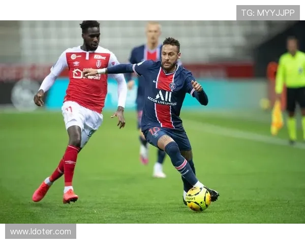 从里尔俱乐部的崛起看欧洲中小型足球队的成长与竞争力提升 从里尔俱乐部的崛起看欧洲中小型足球队的成长与竞争力提升