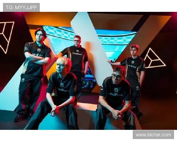 电竞界最新动向：全球顶尖战队集结，展开激烈角逐