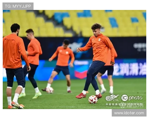 米德尔斯堡全力备战新赛季球队引援进展与战术调整成焦点