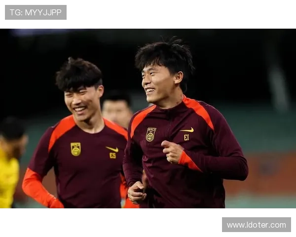 中国足球冲击世界杯大名单公布 新星崭露头角引关注 中国足球冲击世界杯大名单公布 新星崭露头角引关注