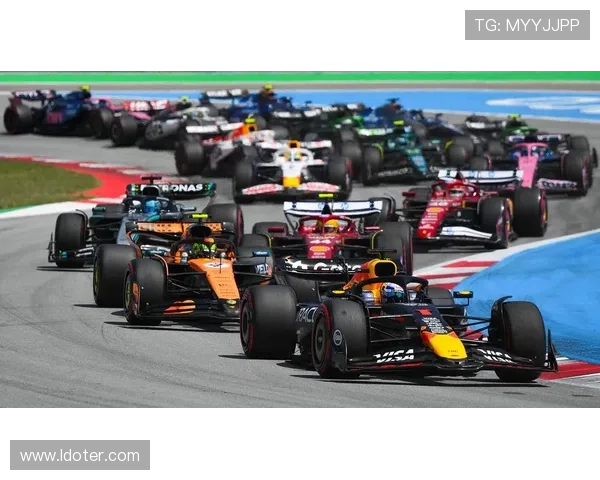 新赛季F1车队竞争白热化多强角逐冠军争夺战再起波澜走势引关注