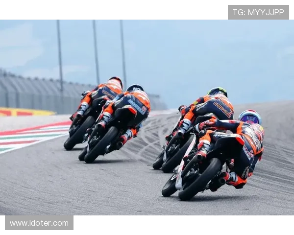 MotoGP赛季精彩回顾 意大利大奖赛再掀热潮 世界冠军争夺战愈加激烈 MotoGP赛季精彩回顾 意大利大奖赛再掀热潮 世界冠军争夺战愈加激烈