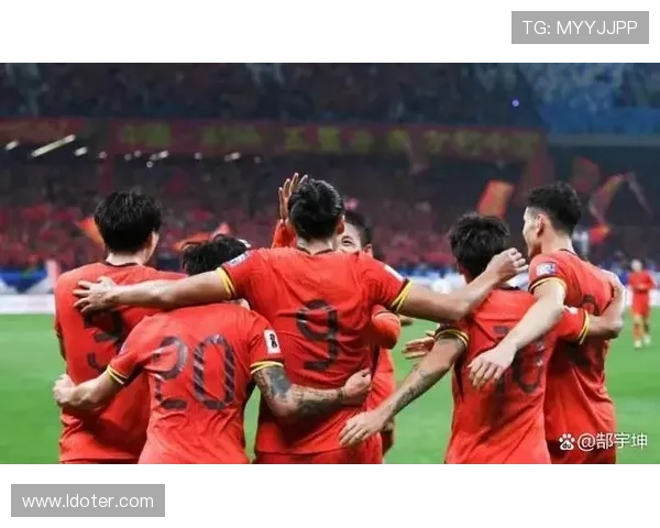 国家队备战世预赛关键战役主帅调整阵容引发球迷热议和媒体关注